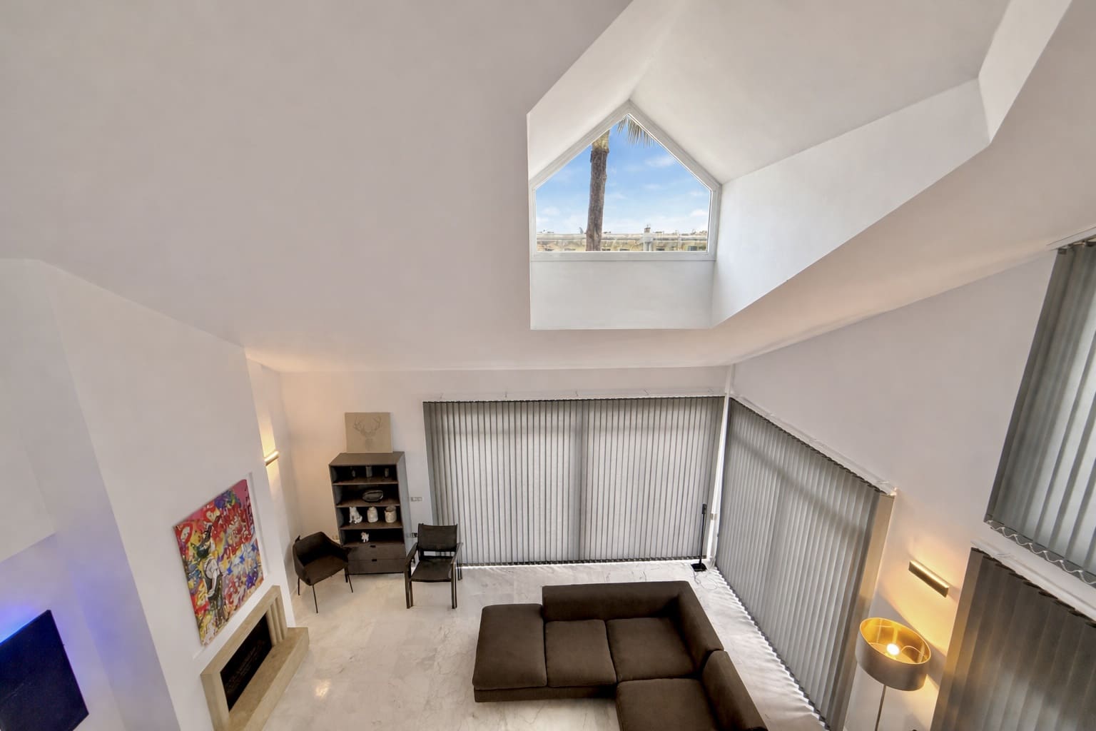 3 bedroom Villa for rent in Mijas Costa with pool garage - € 3,500 (Ref: 9742956)