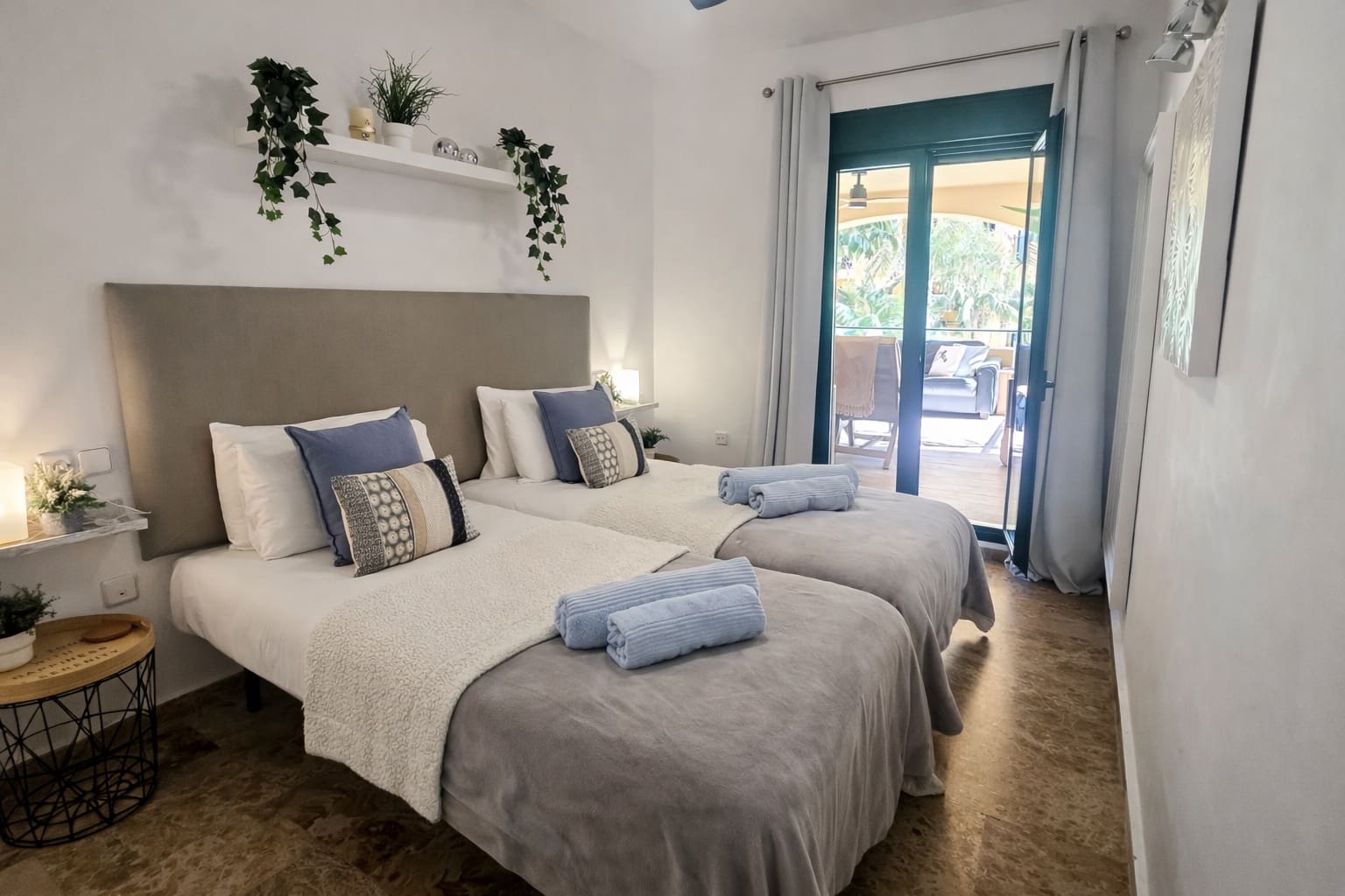 3 bedroom Apartment for sale in Marbella - € 695,000 (Ref: 9743018)