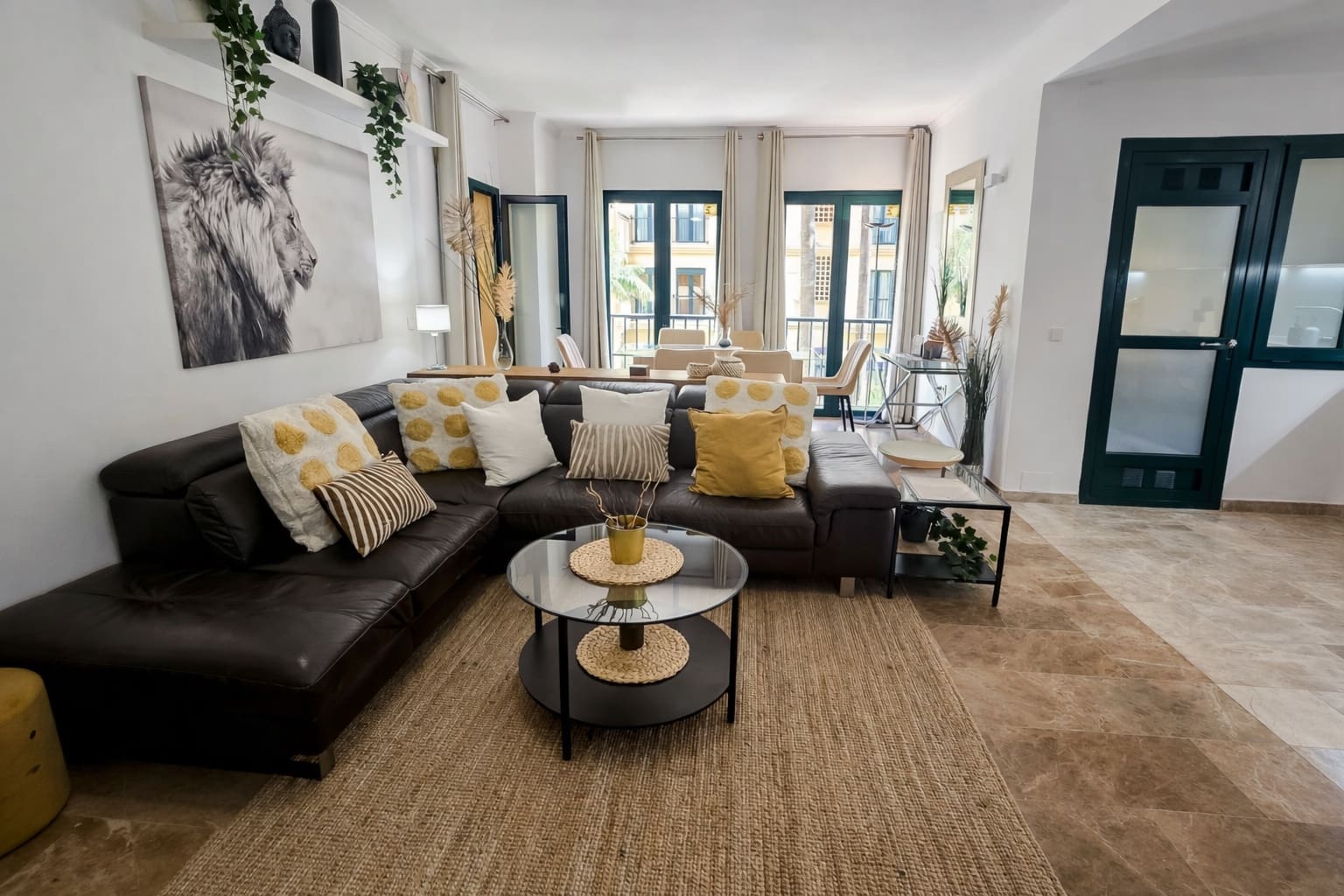 3 bedroom Apartment for sale in Marbella - € 695,000 (Ref: 9743018)