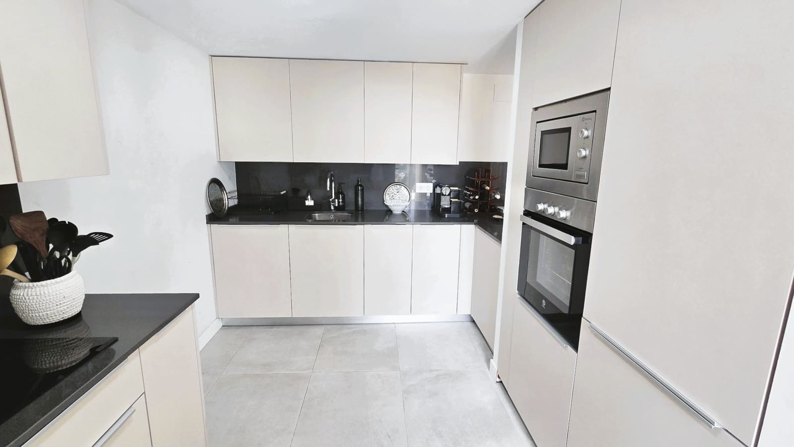 2 Zimmer Penthouse zu verkaufen in Benalmadena mit Pool Garage - 545.000 € (Ref: 9744223)