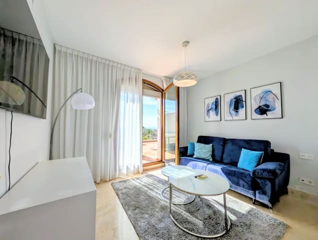 4 slaapkamer Halfvrijstaande villa te koop in El Paraiso, Estepona met zwembad garage - € 945.000 (Ref: 9747135)