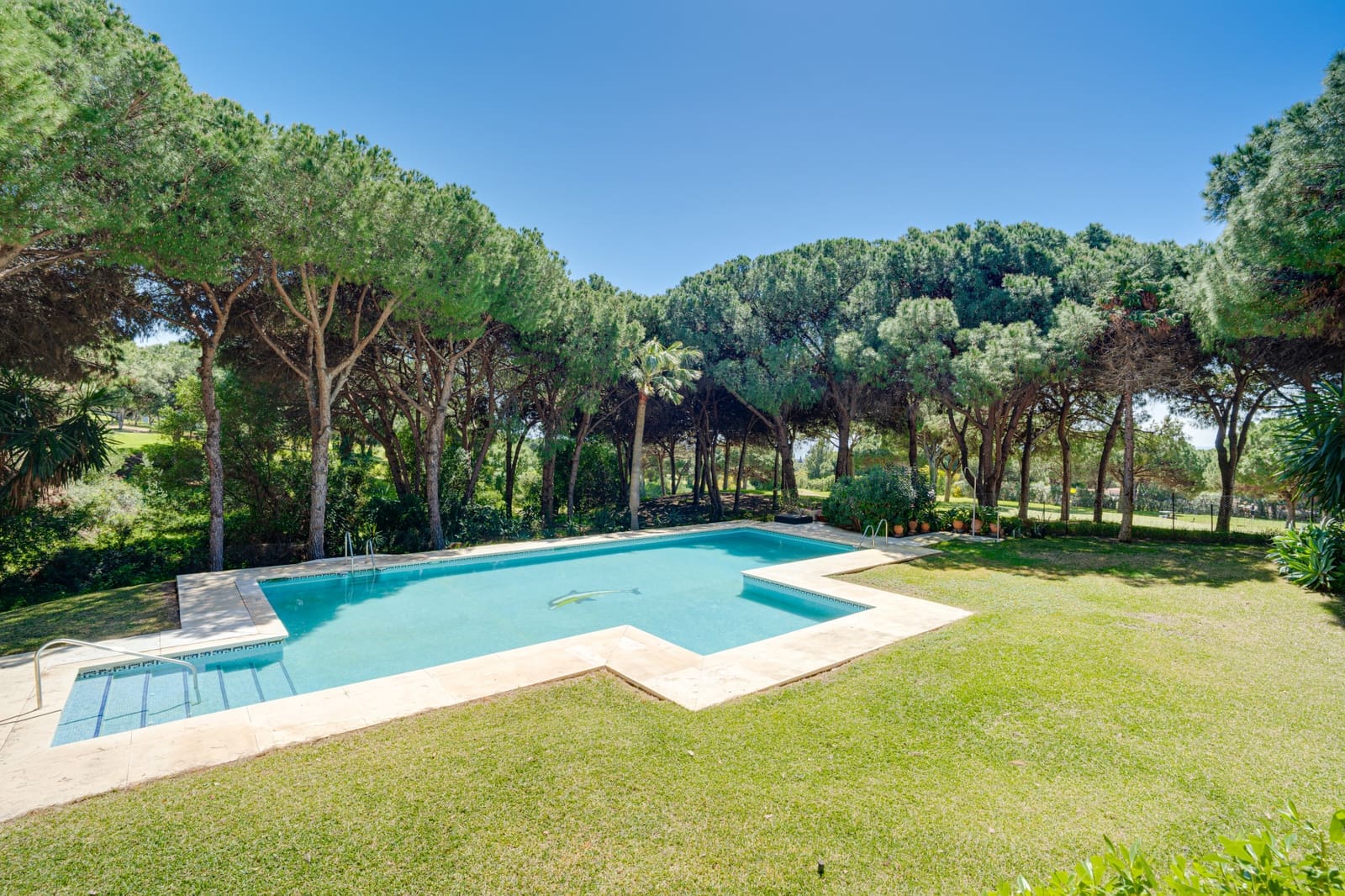 3 soverom Hus til salgs i Marbella med svømmebasseng - € 549 000 (Ref: 9773435)