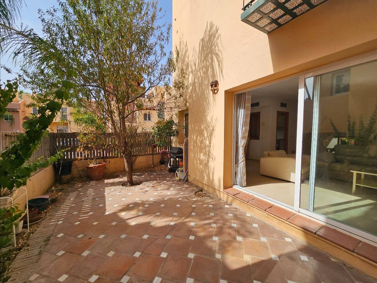 4 soveværelse Semi-Rækkehus til salg i Nueva Andalucia - € 599.000 (Ref: 9800782)