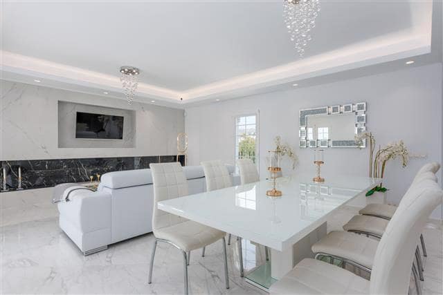 3 bedroom Townhouse for sale in Nueva Andalucia - € 1,050,000 (Ref: 9800788)