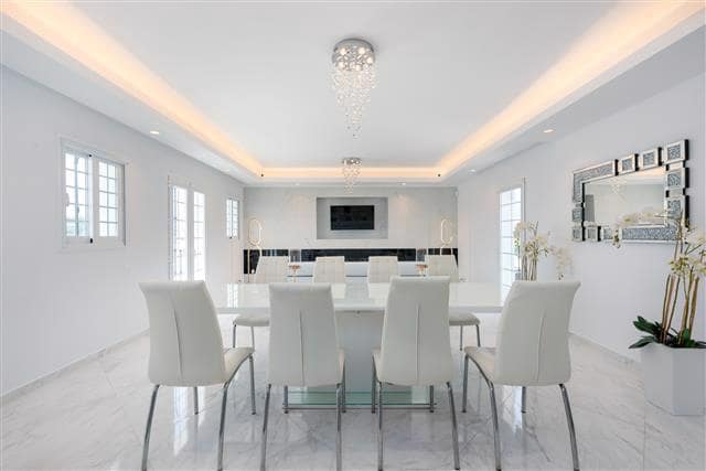 3 bedroom Townhouse for sale in Nueva Andalucia - € 1,050,000 (Ref: 9800788)