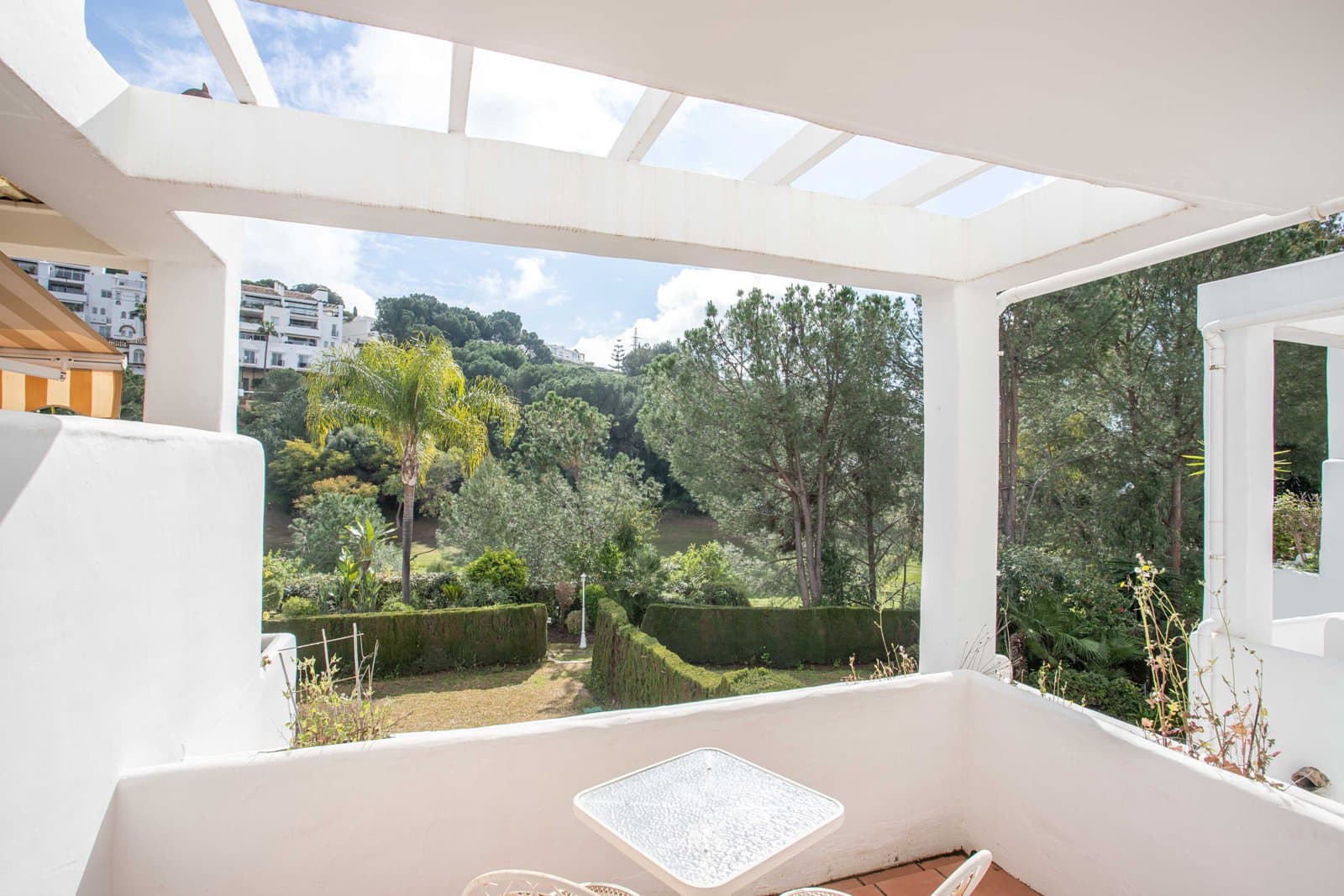 3 bedroom Apartment for sale in La Quinta with pool - € 499,000 (Ref: 9816572)
