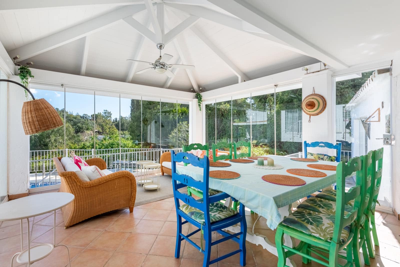 Chalet de 4 habitaciones en Benahavís en venta con piscina garaje - 1.150.000 € (Ref: 9823094)