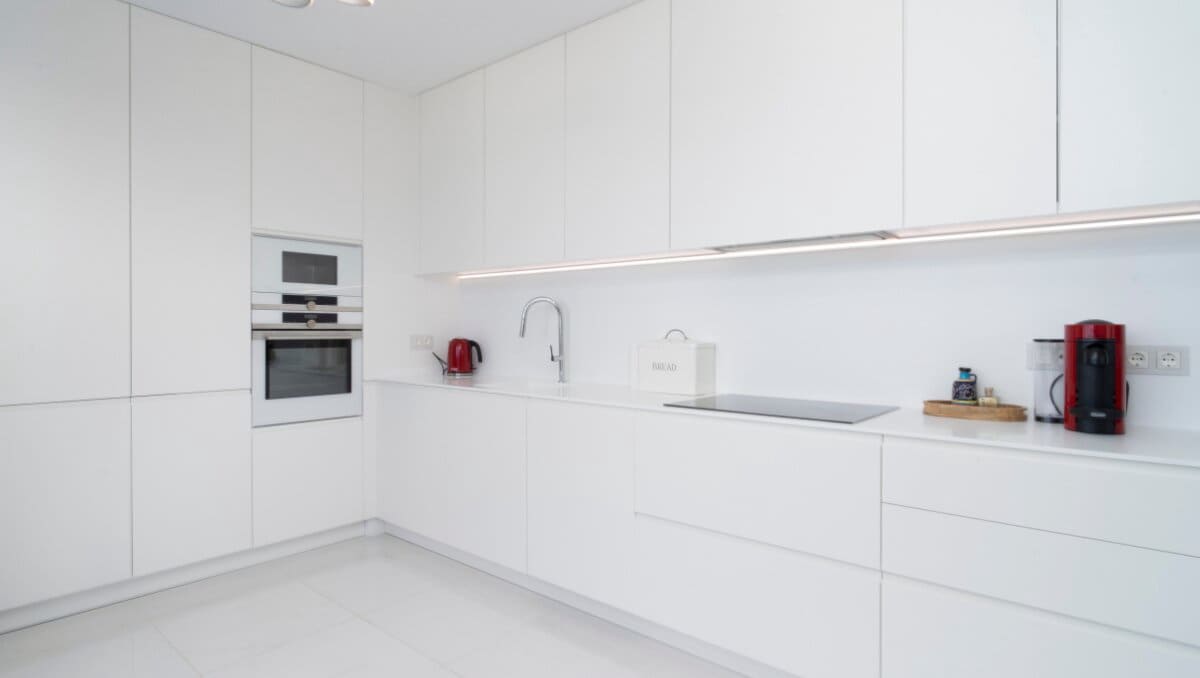 3 bedroom Penthouse for sale in El Paraiso with pool garage - € 1,195,000 (Ref: 9826064)