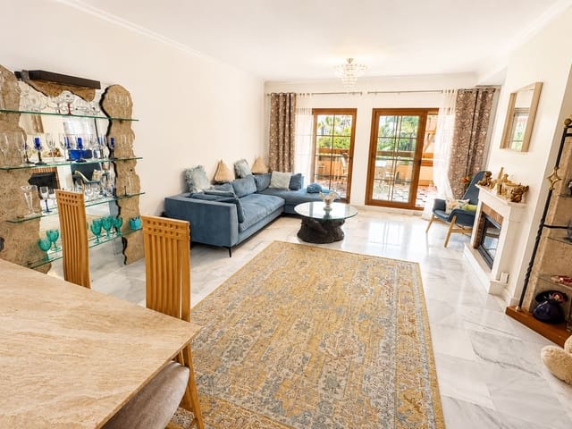 4 Zimmer Apartment zu verkaufen in Atalaya-Isdabe, Estepona mit Pool Garage - 790.000 € (Ref: 9870375)