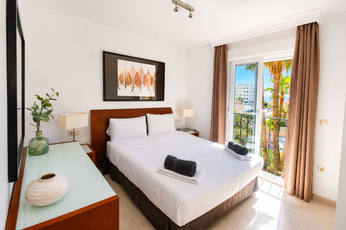 2 slaapkamer Appartement te koop in Mijas Costa met zwembad - € 339.000 (Ref: 9877015)