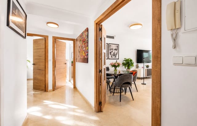 Apartamento de 2 habitaciones en Elviria, Marbella en venta con piscina garaje - 395.000 € (Ref: 9889568)