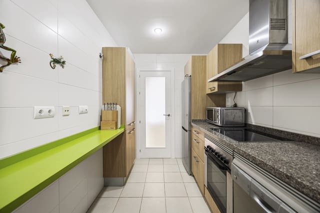 3 bedroom Penthouse for sale in Los Arqueros, Benahavís with pool garage - € 545,000 (Ref: 9892965)
