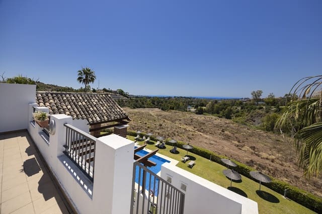3 bedroom Penthouse for sale in Los Arqueros, Benahavís with pool garage - € 545,000 (Ref: 9892965)