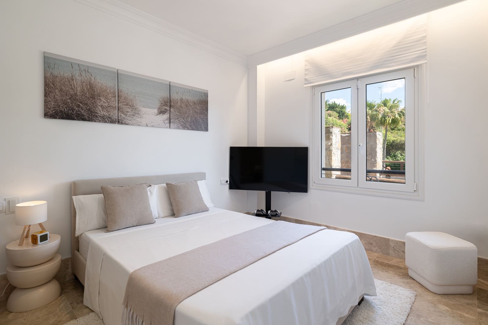 4 soveværelse Villa til salg i Marbella med swimmingpool garage - € 1.495.000 (Ref: 9894759)