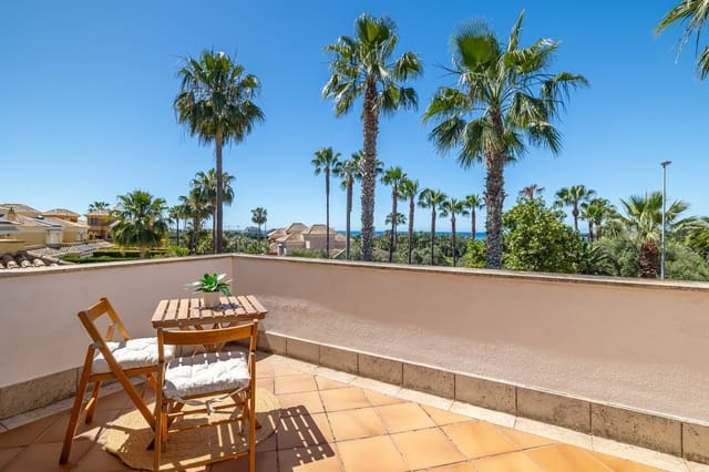 4 soveværelse Villa til salg i Santa Clara, Marbella med swimmingpool garage - € 1.495.000 (Ref: 9894759)