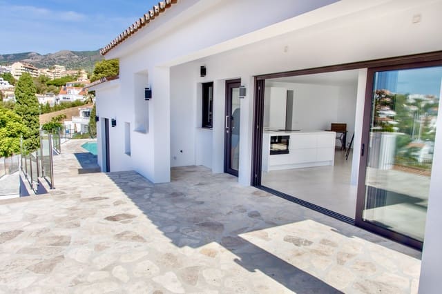 4 chambre Villa/Maison à vendre à Torreblanca, Fuengirola avec piscine - 1 475 000 € (Ref: 9908880)