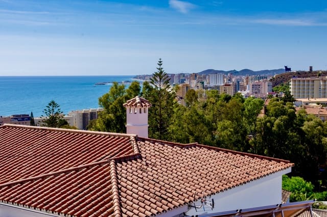 4 chambre Villa/Maison à vendre à Torreblanca, Fuengirola avec piscine - 1 475 000 € (Ref: 9908880)