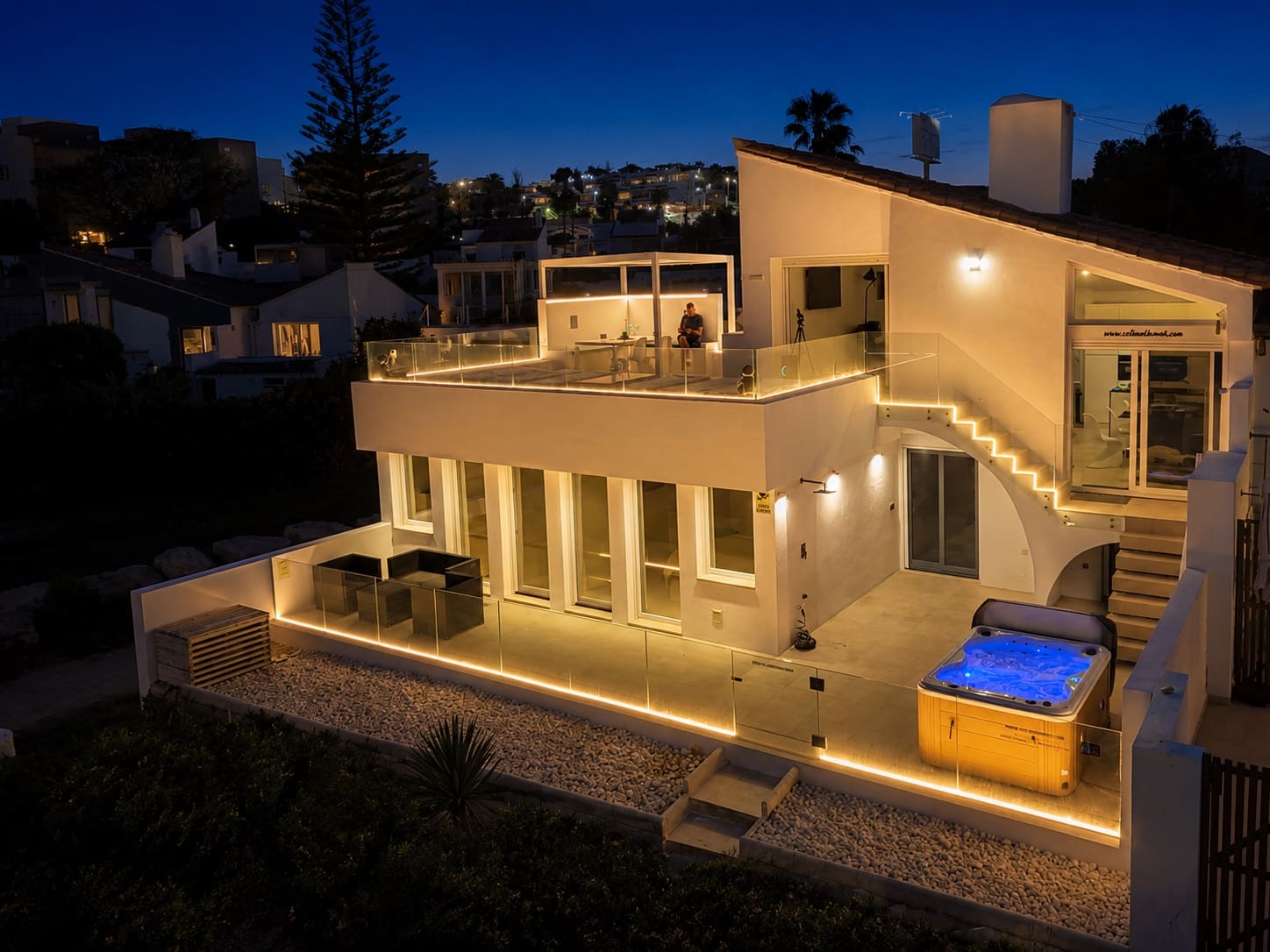 3 chambre Villa/Maison à vendre à Estepona avec piscine - 1 785 000 € (Ref: 9929755)