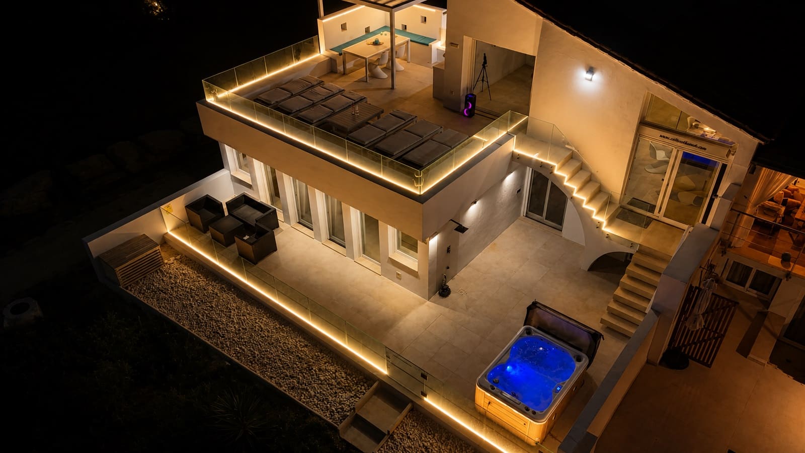 3 chambre Villa/Maison à vendre à Estepona avec piscine - 1 785 000 € (Ref: 9929755)