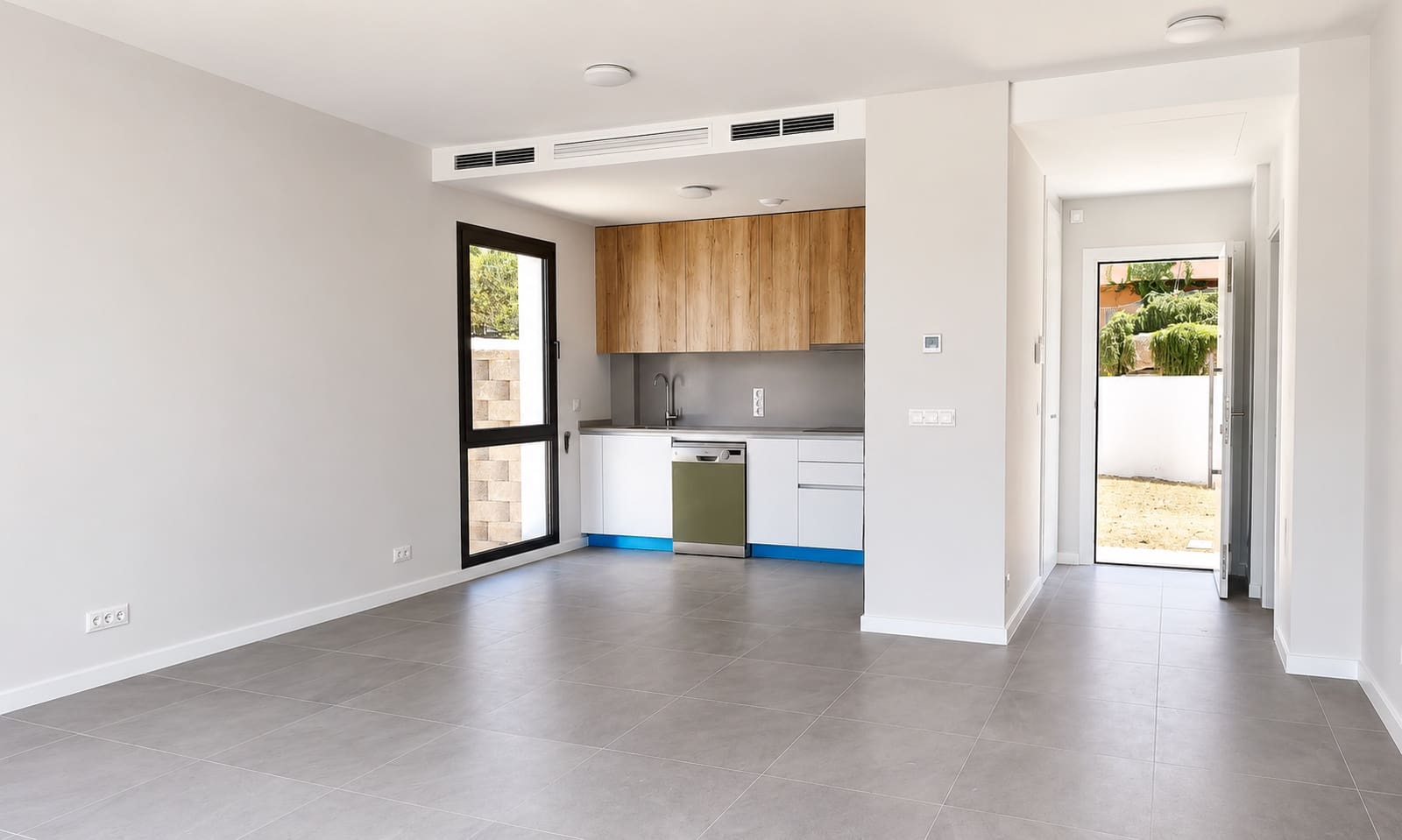 3 sovrum Semi-fristående Villa till salu i Mijas Costa med pool garage - 630 000 € (Ref: 9938451)