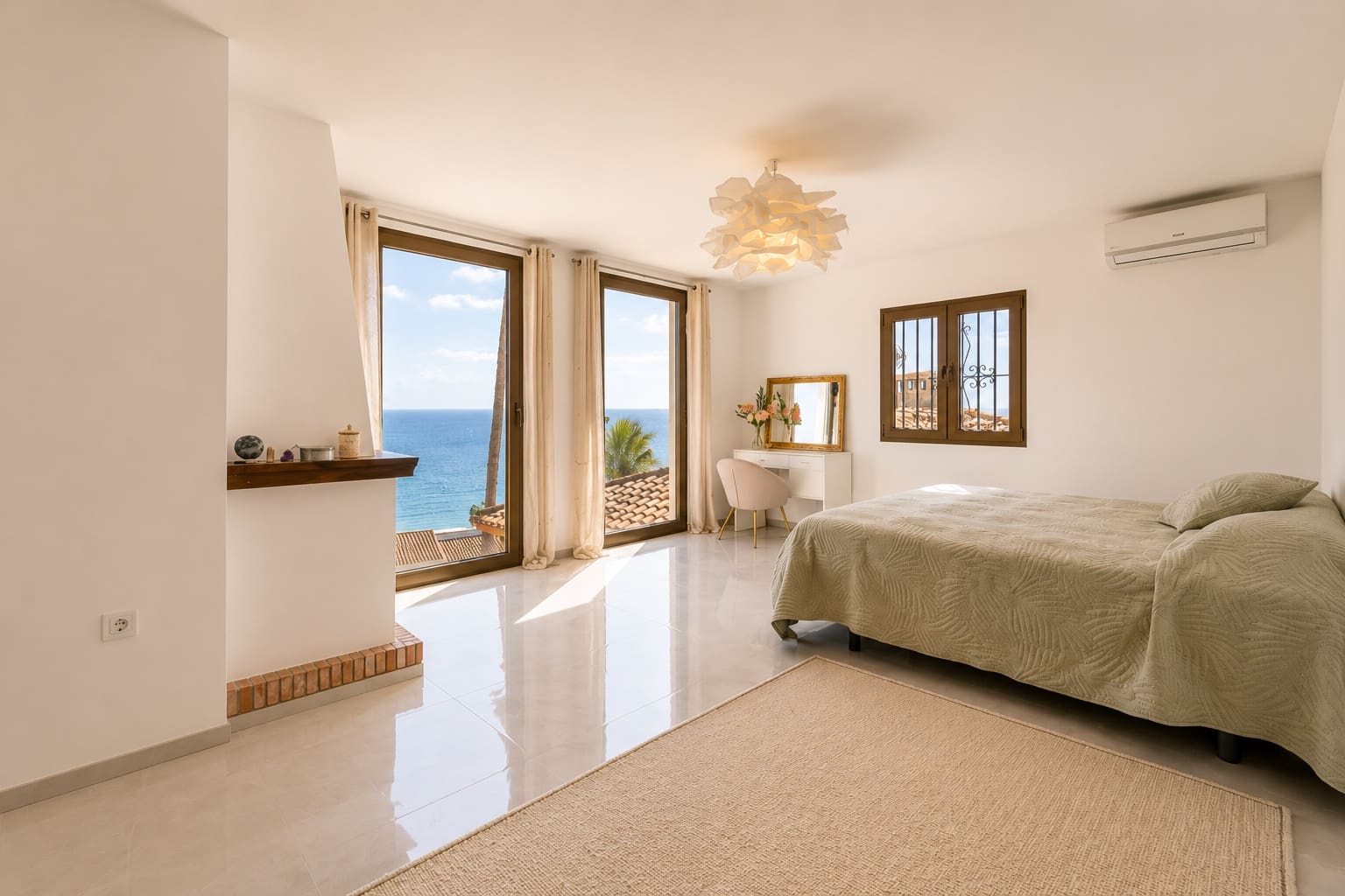7 Zimmer Villa zu verkaufen in Buenas Noches mit Pool Garage - 1.760.000 € (Ref: 9987116)