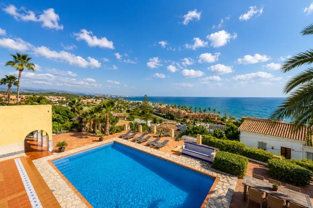 7 soveværelse Villa til salg i Buenas Noches, Estepona med swimmingpool garage - € 1.760.000 (Ref: 9987116)