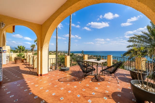 7 soveværelse Villa til salg i Buenas Noches, Estepona med swimmingpool garage - € 1.760.000 (Ref: 9987116)