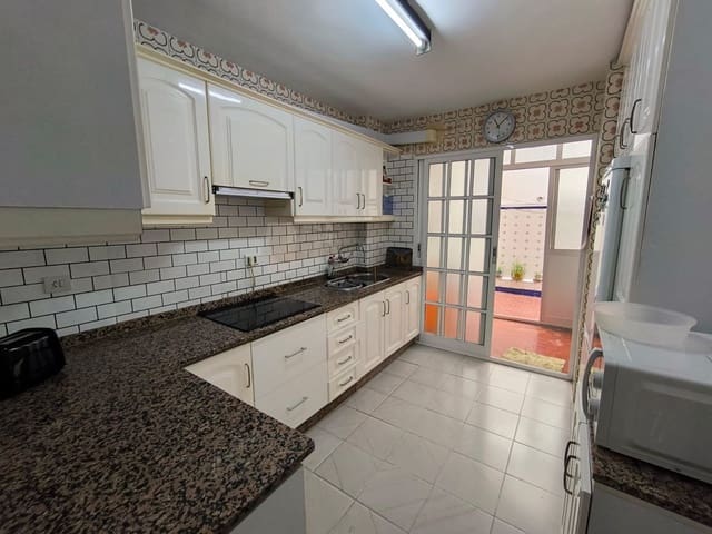 3 quarto Apartamento para venda em Ronda com garagem - 156 000 € (Ref: 10015022)