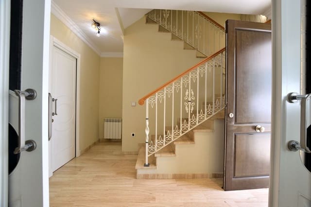 3 camera da letto Casa in vendita in Ronda con piscina garage - 270.000 € (Rif: 10016918)