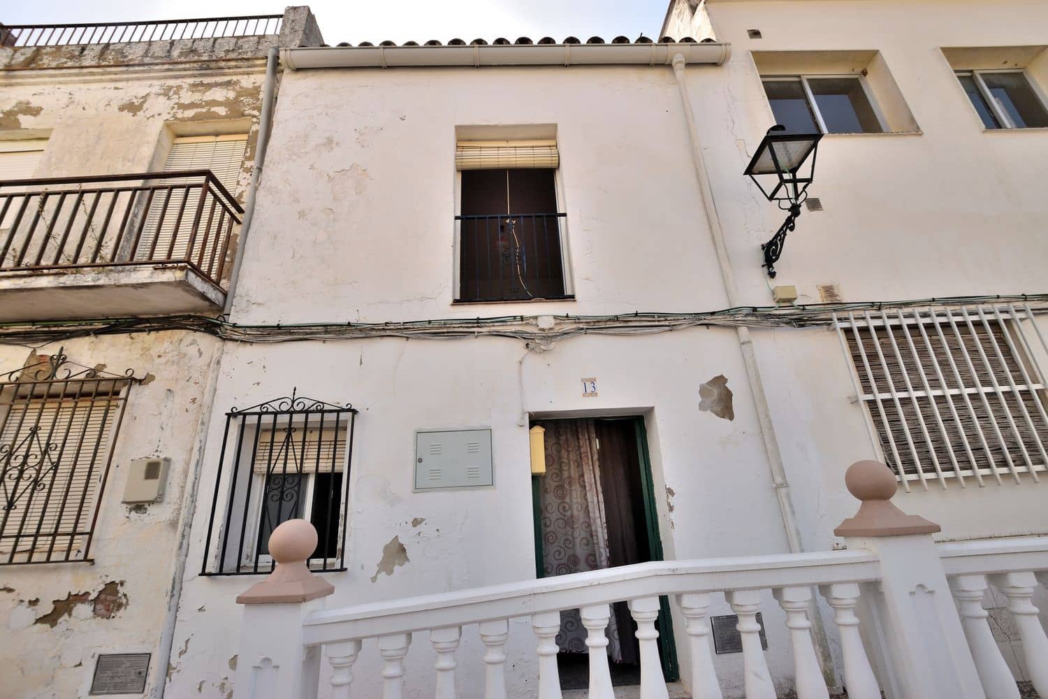 3 quarto Casa em Banda para venda em Cortes de la Frontera com garagem - 56 000 € (Ref: 10025067)