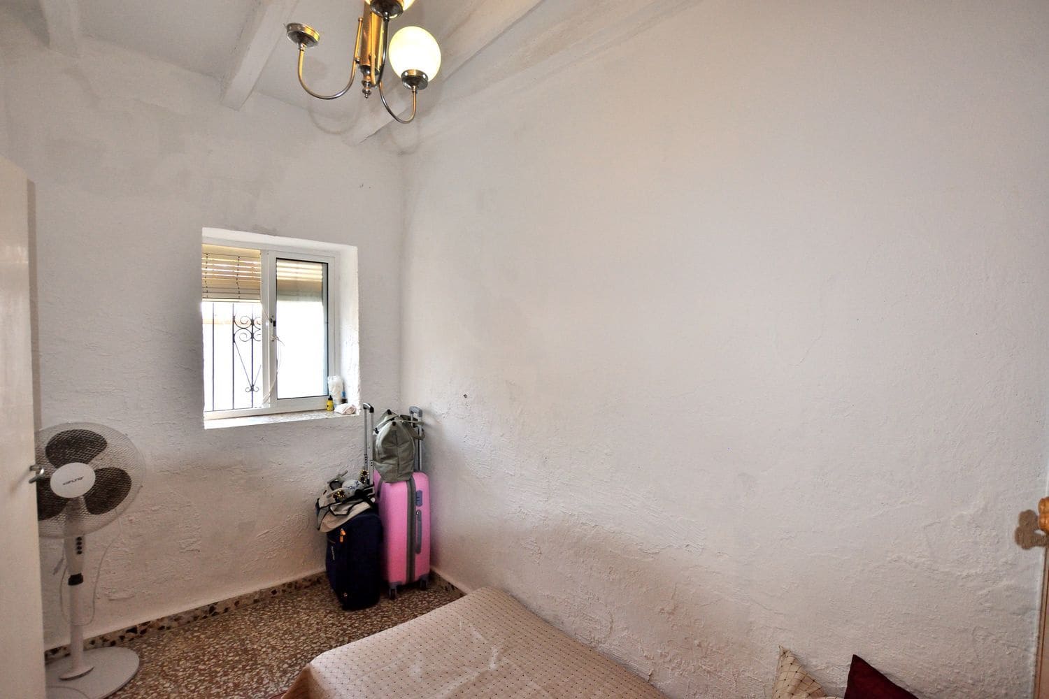 3 quarto Casa em Banda para venda em Cortes de la Frontera com garagem - 56 000 € (Ref: 10025067)