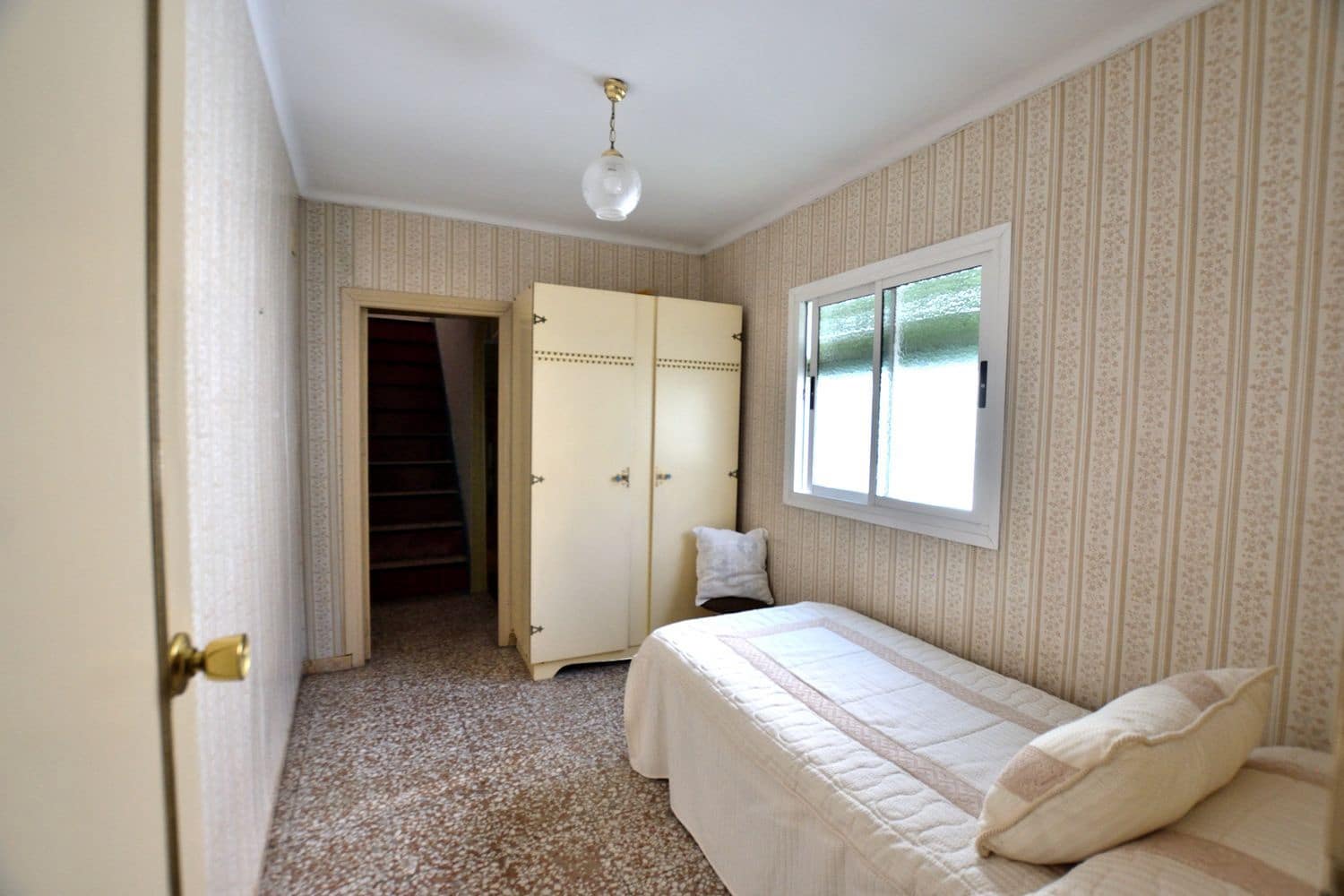6 soveværelse Byhus til salg i Ronda med garage - € 380.000 (Ref: 10040251)