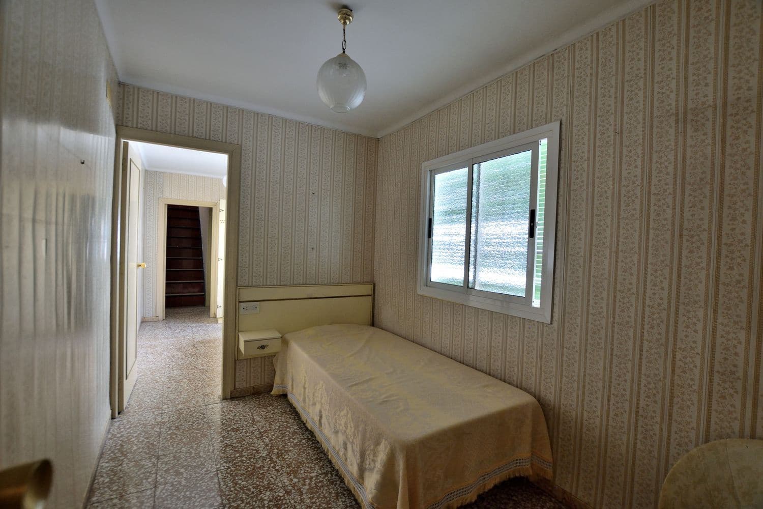 6 soveværelse Byhus til salg i Ronda med garage - € 380.000 (Ref: 10040251)