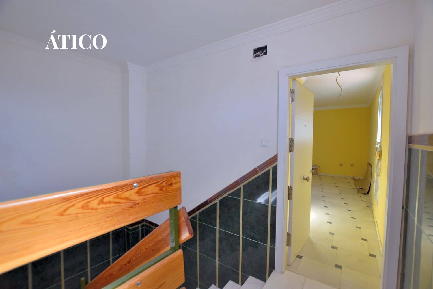 Commercial for sale in Ronda - € 495,000 (Ref: 10085455)
