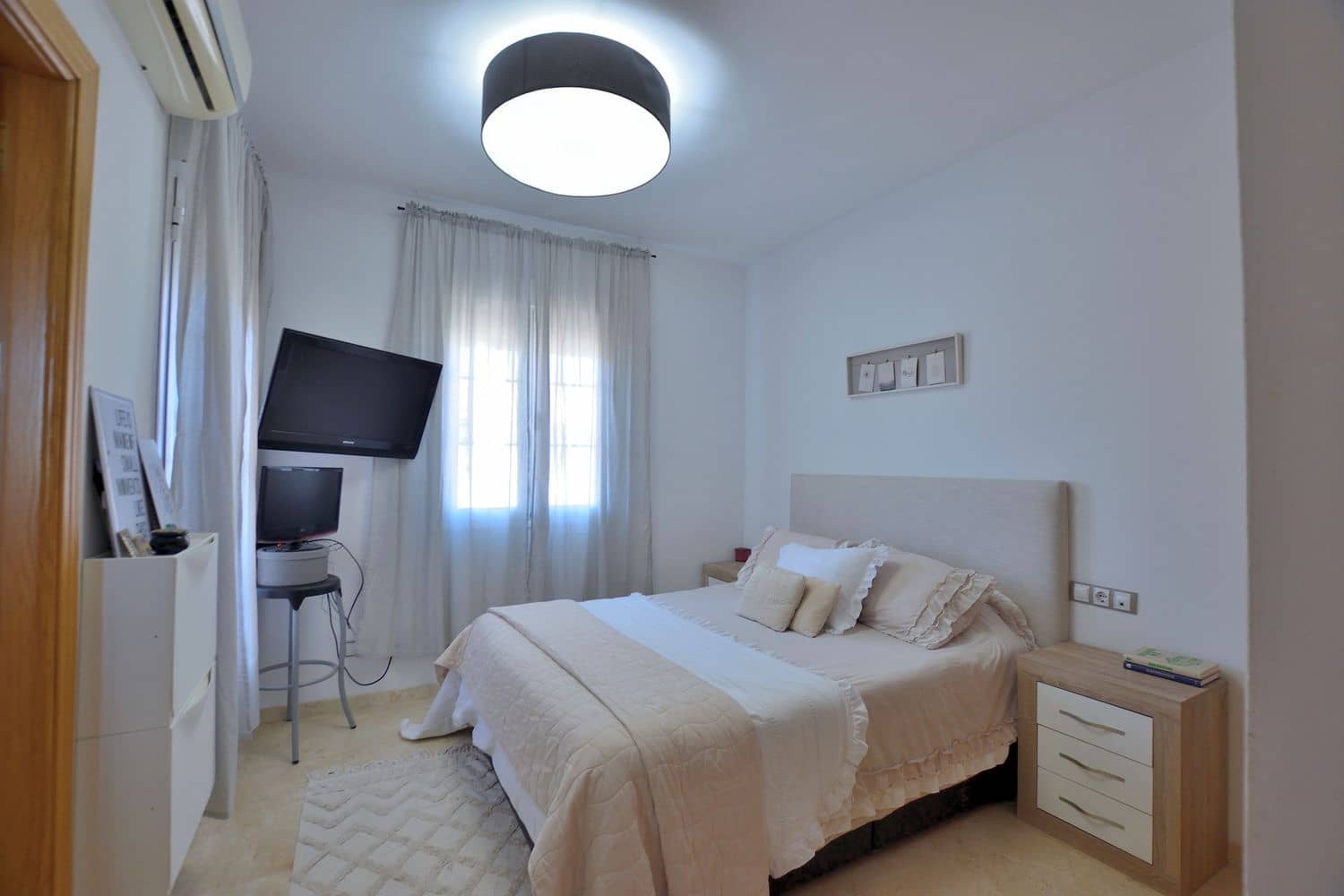 3 bedroom Townhouse for sale in Ronda with garage - € 240,000 (Ref: 10131122)