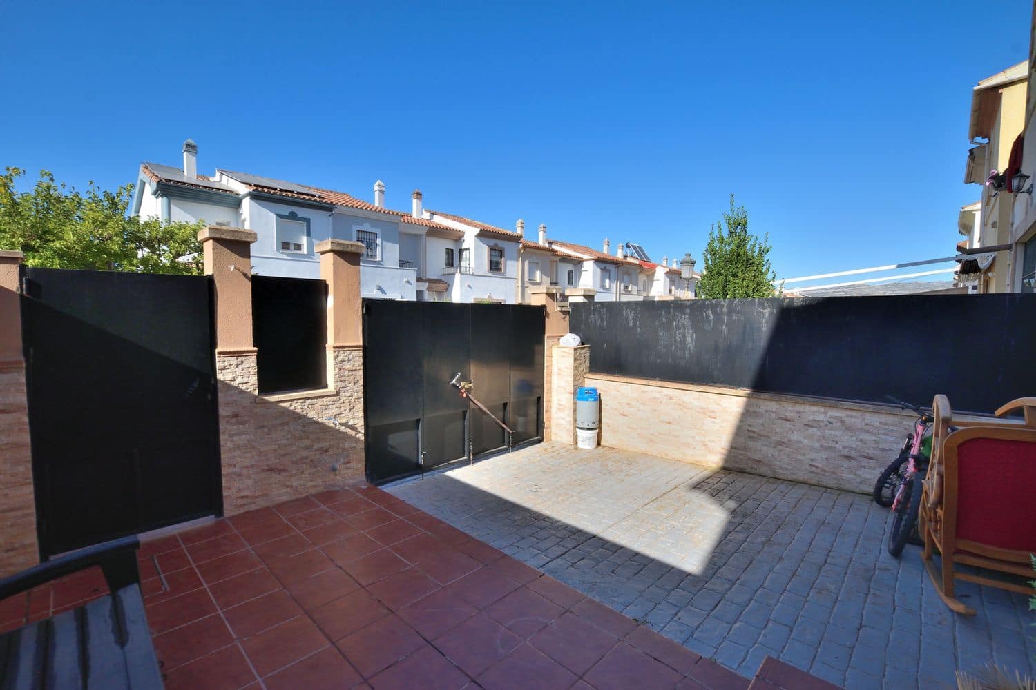 3 bedroom Townhouse for sale in Ronda with garage - € 240,000 (Ref: 10131122)