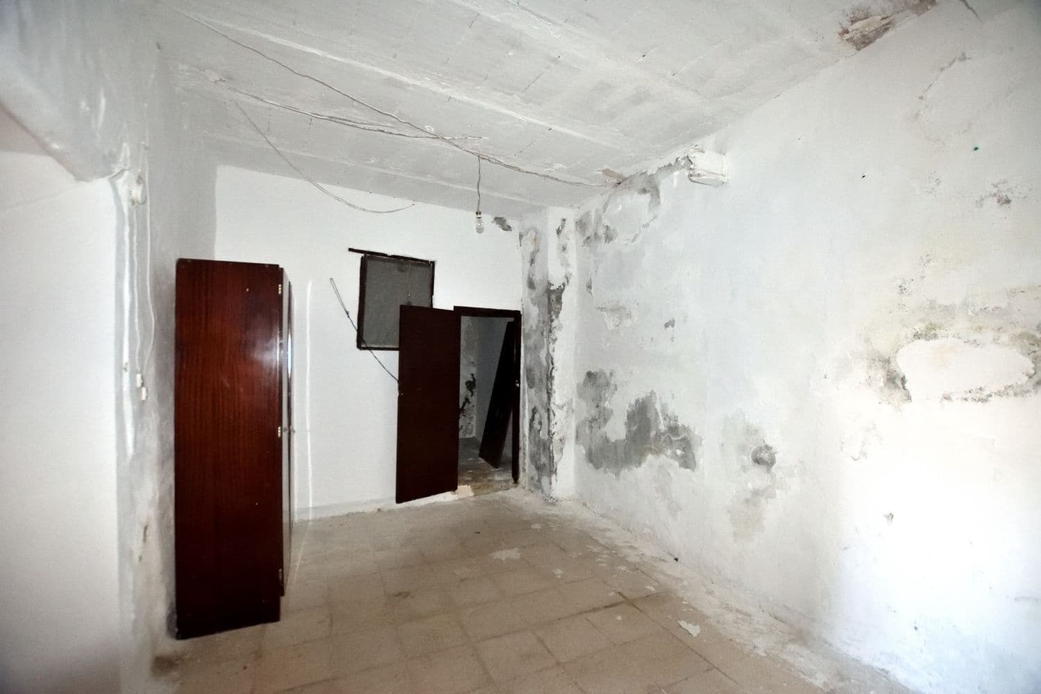 6 soveværelse Byhus til salg i Olvera med garage - € 125.000 (Ref: 10135536)