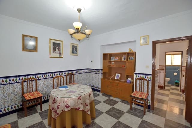 6 slaapkamer Huis te koop in Olvera met garage - € 125.000 (Ref: 10135536)