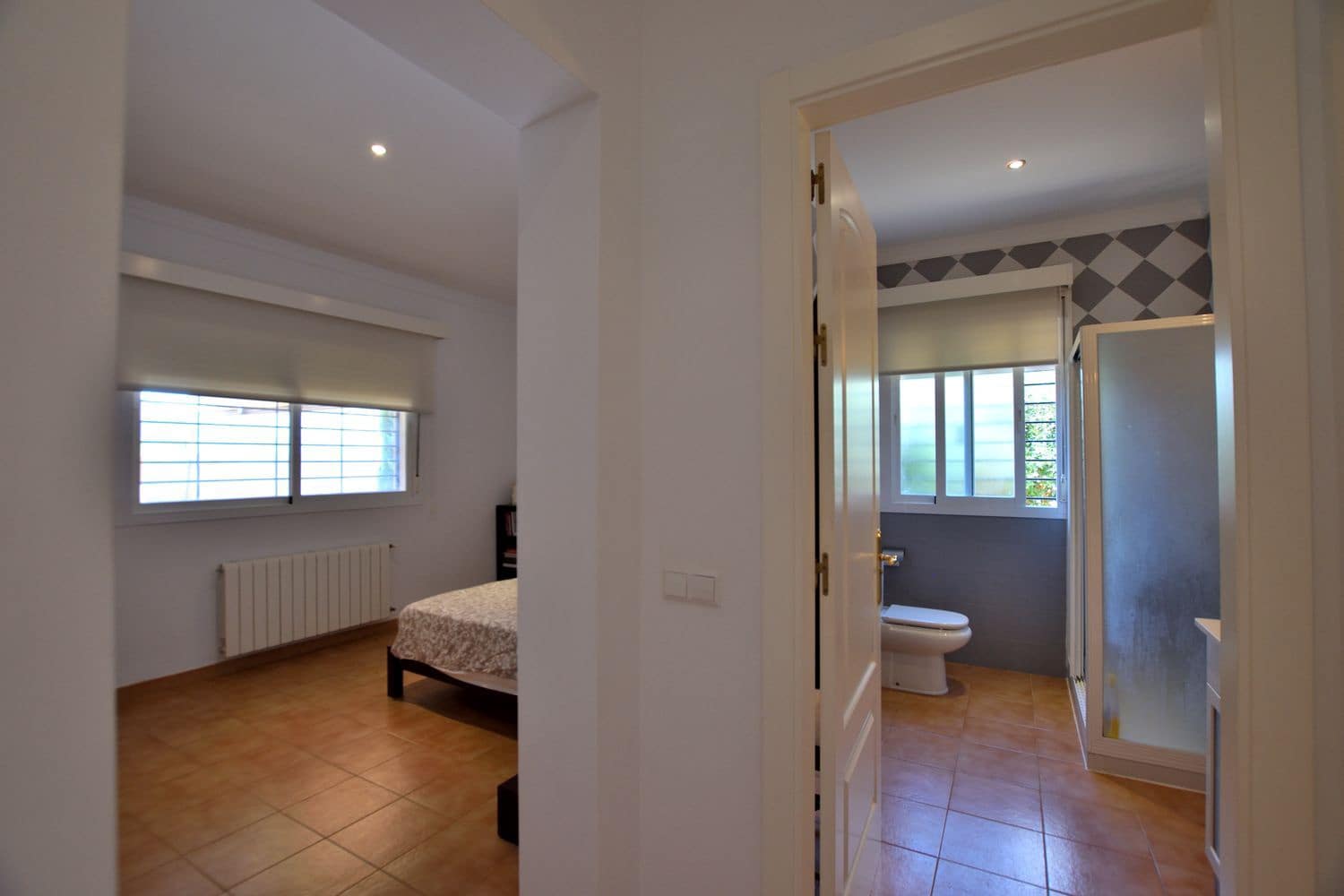 6 bedroom Villa for sale in Ronda with pool garage - € 550,000 (Ref: 10135538)