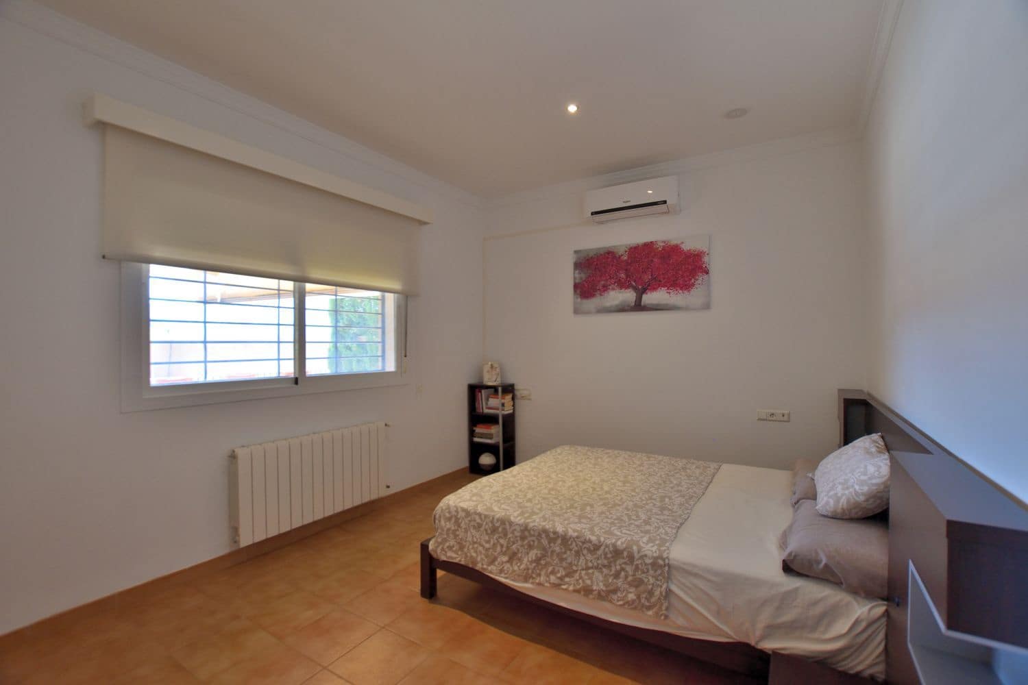 6 bedroom Villa for sale in Ronda with pool garage - € 550,000 (Ref: 10135538)