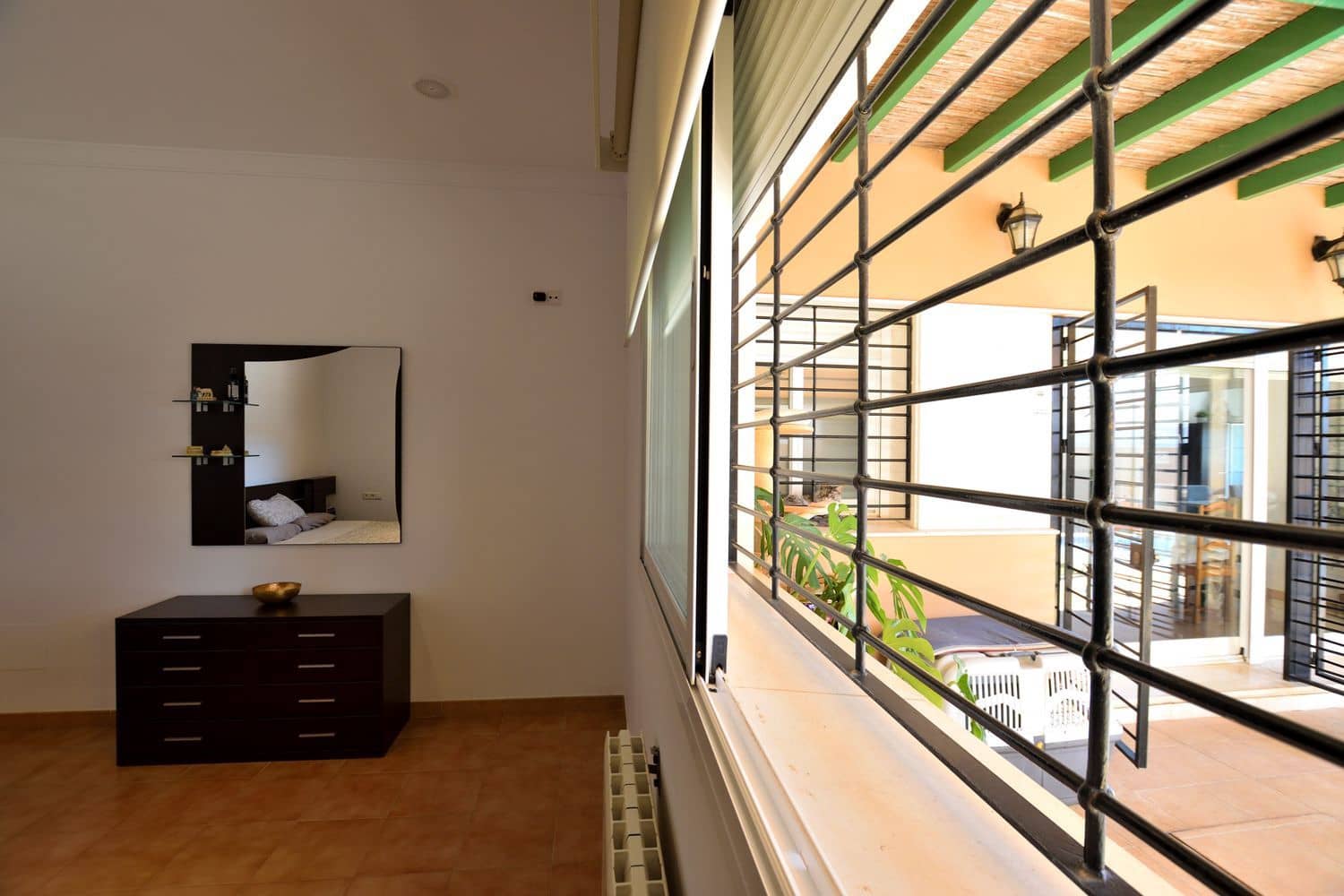 6 bedroom Villa for sale in Ronda with pool garage - € 550,000 (Ref: 10135538)