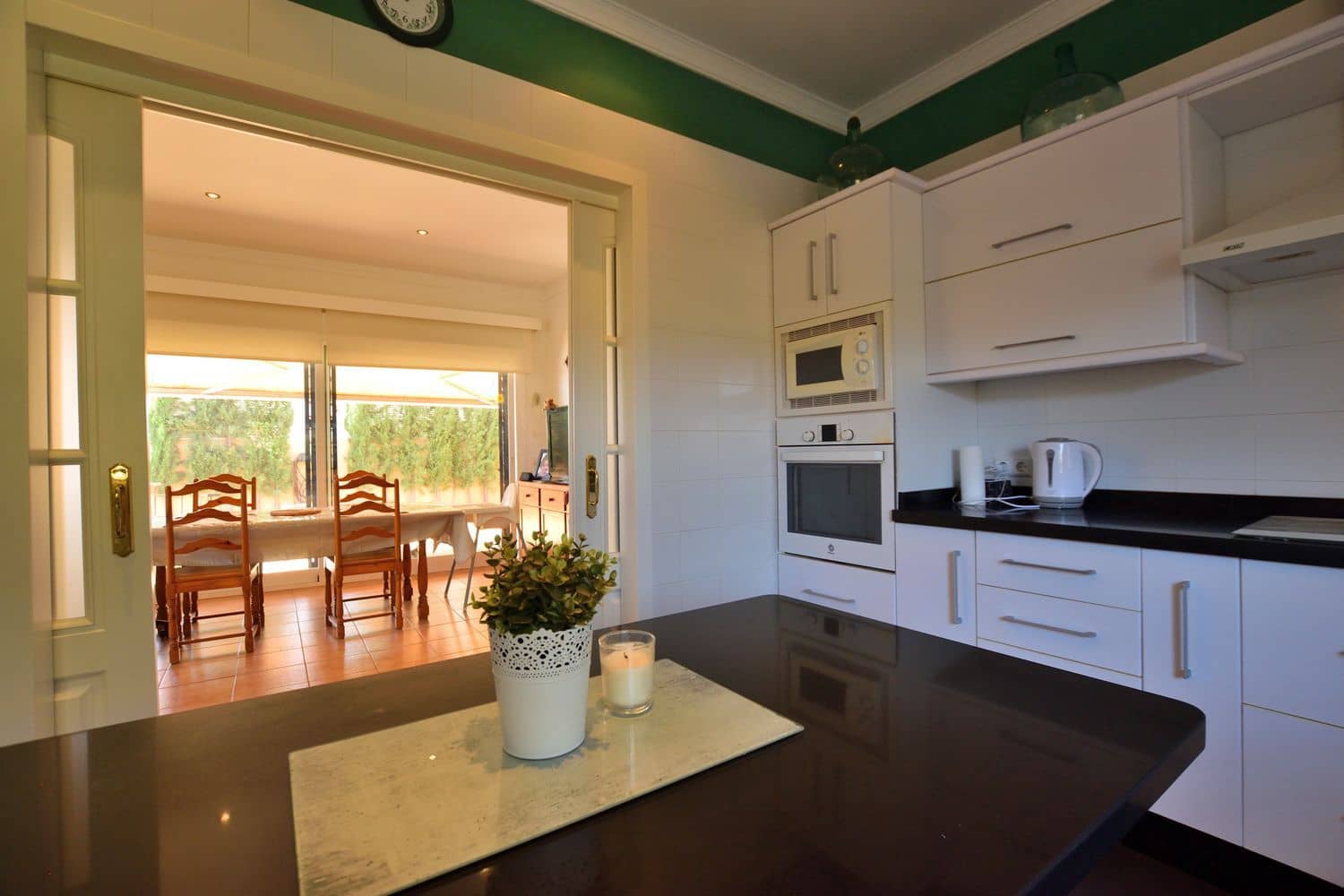 6 bedroom Villa for sale in Ronda with pool garage - € 550,000 (Ref: 10135538)