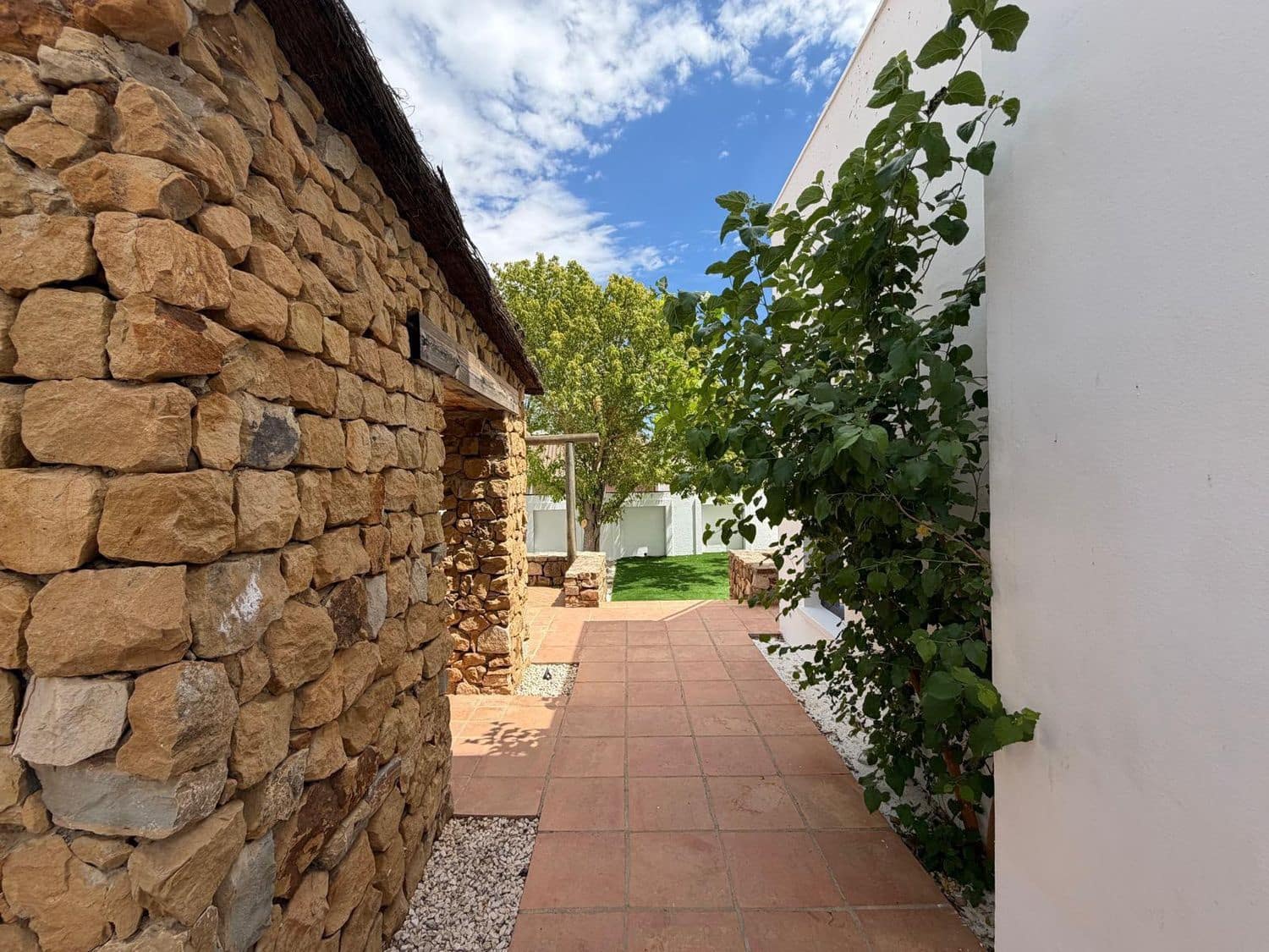 5 soveværelse Villa til salg i Ronda med swimmingpool garage - € 950.000 (Ref: 10168048)