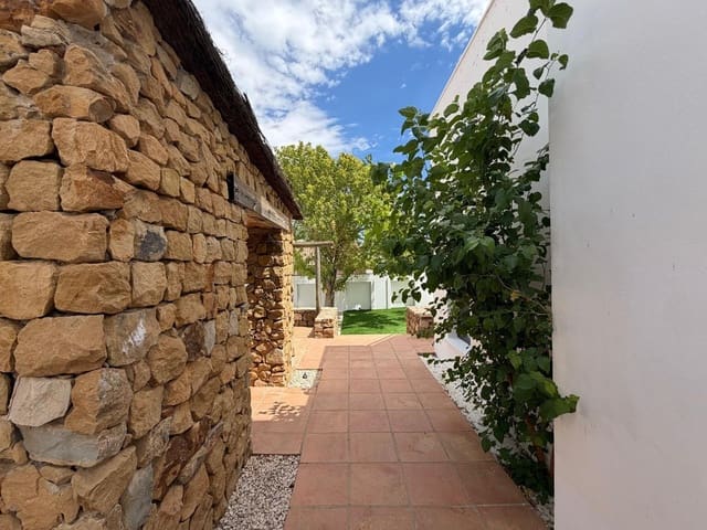 5 soveværelse Villa til salg i Ronda med swimmingpool garage - € 950.000 (Ref: 10168048)