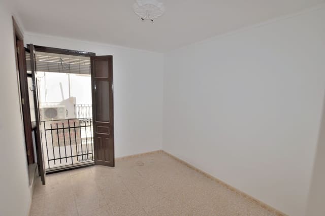 3 Zimmer Haus zu verkaufen in Olvera mit Garage - 64.000 € (Ref: 10174339)