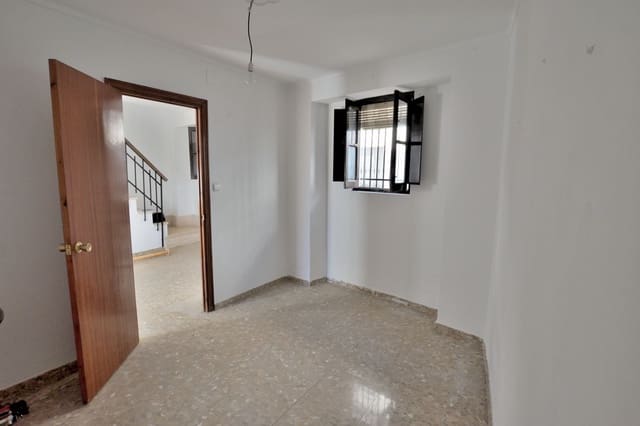 3 Zimmer Haus zu verkaufen in Olvera mit Garage - 64.000 € (Ref: 10174339)