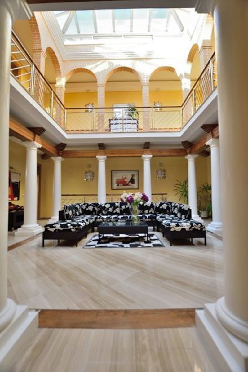 4 bedroom Townhouse for sale in Ronda with pool garage - € 750,000 (Ref: 5452968)