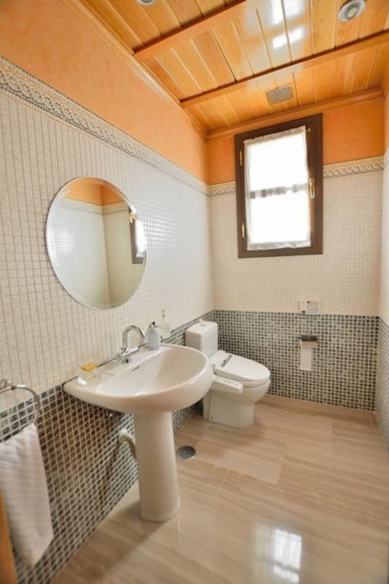 4 bedroom Townhouse for sale in Ronda with pool garage - € 750,000 (Ref: 5452968)