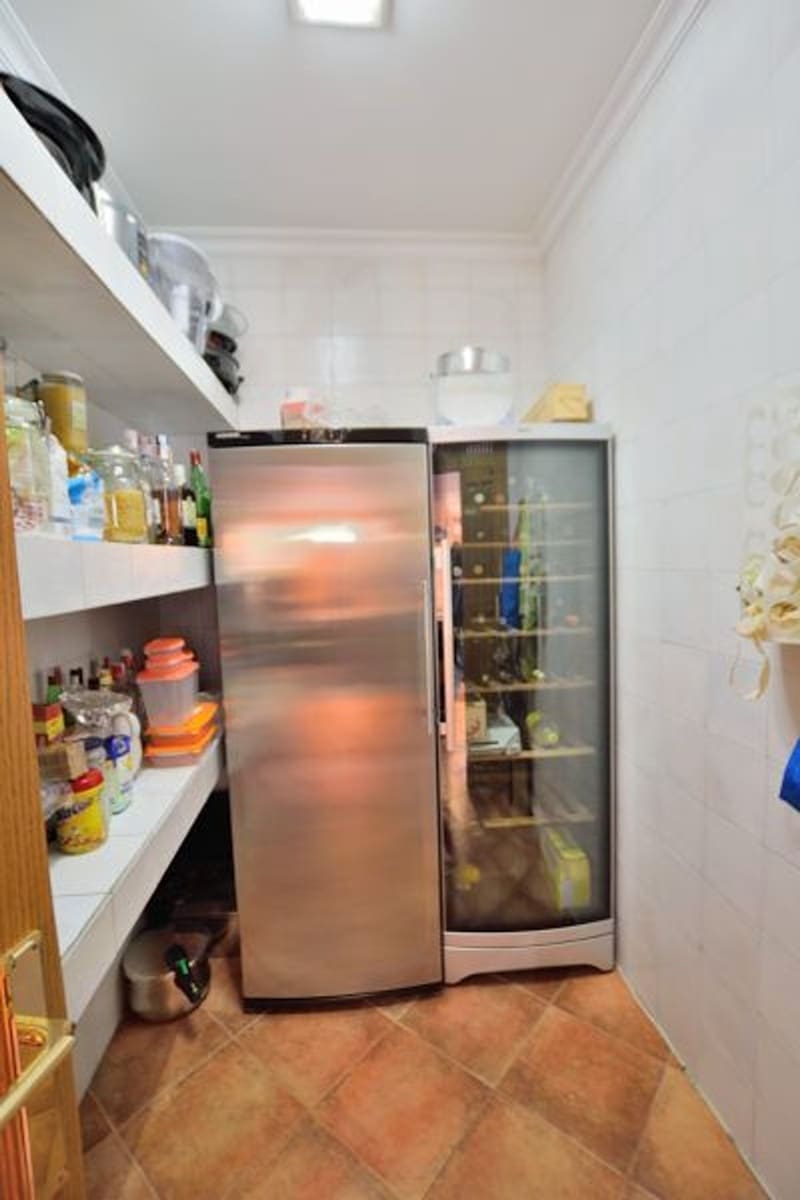 4 bedroom Townhouse for sale in Ronda with pool garage - € 750,000 (Ref: 5452968)