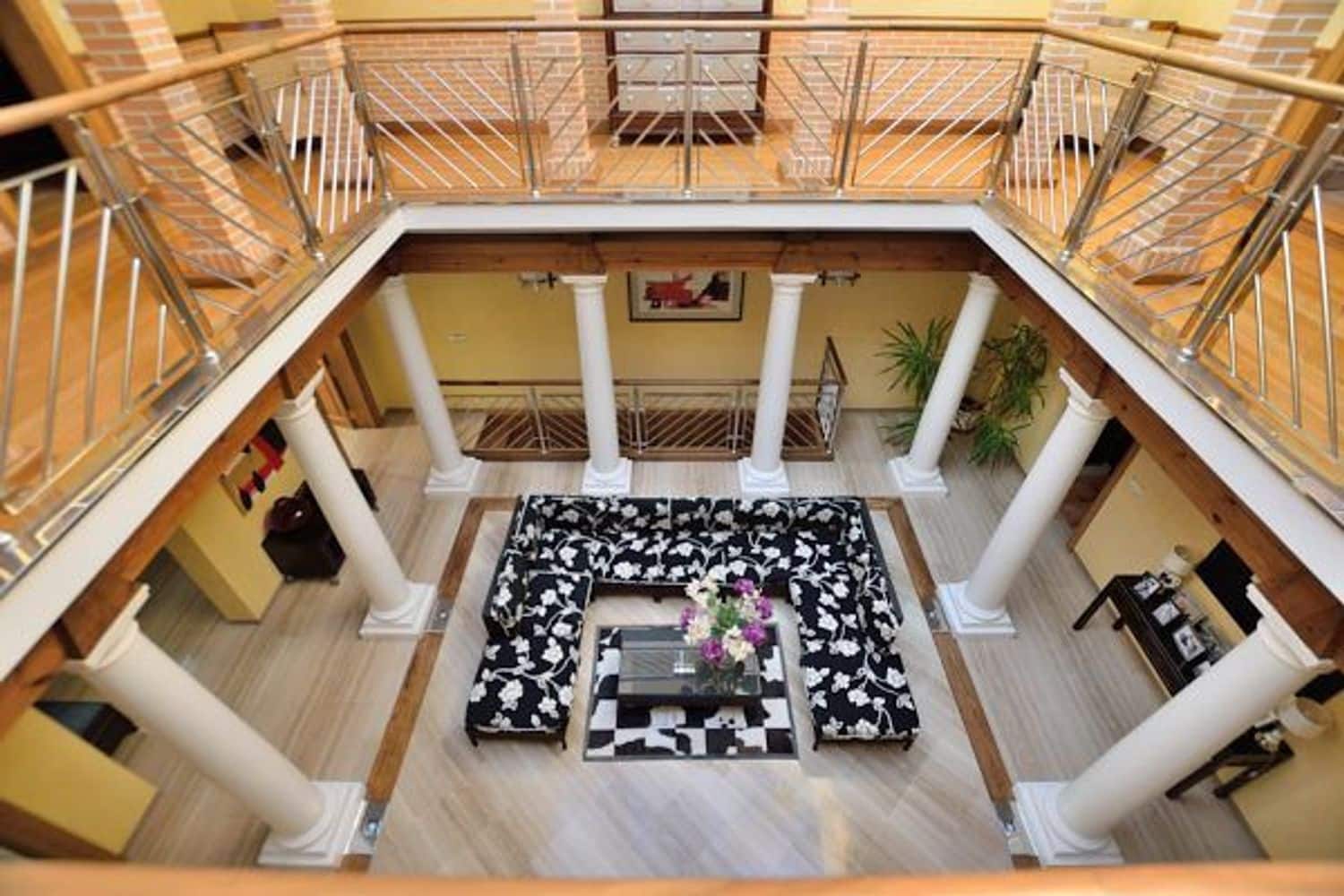 4 bedroom Townhouse for sale in Ronda with pool garage - € 750,000 (Ref: 5452968)